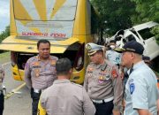 Jasa Raharja Jamin Seluruh Korban Tabrakan Bus Surabaya Indah dan Travel Pancasari di Sumbawa Barat