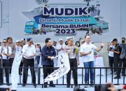Menteri BUMN Bersama Menteri Perhubungan Lepas Ribuan Pemudik BUMN dari GBK