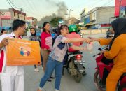 Astra Motor Papua bersama DKM At- Taubah Bagikan STNK(Sekotak Nasi Tukar Komen)di Bulan Ramadhan 1444 Hijriyah