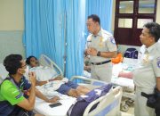 Kunjungan ke Rumah Sakit, Rivan A. Purwantono Pastikan Korban Kecelakaan Terlayani dengan Baik