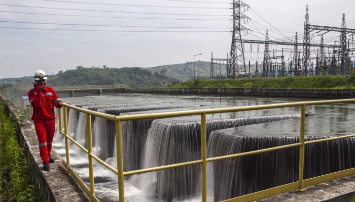 Terus Tingkatkan Bauran Energi Bersih, PLN Operasikan 2 PLTA dan 3 PLTM Berkapasitas Total 36,6 MW