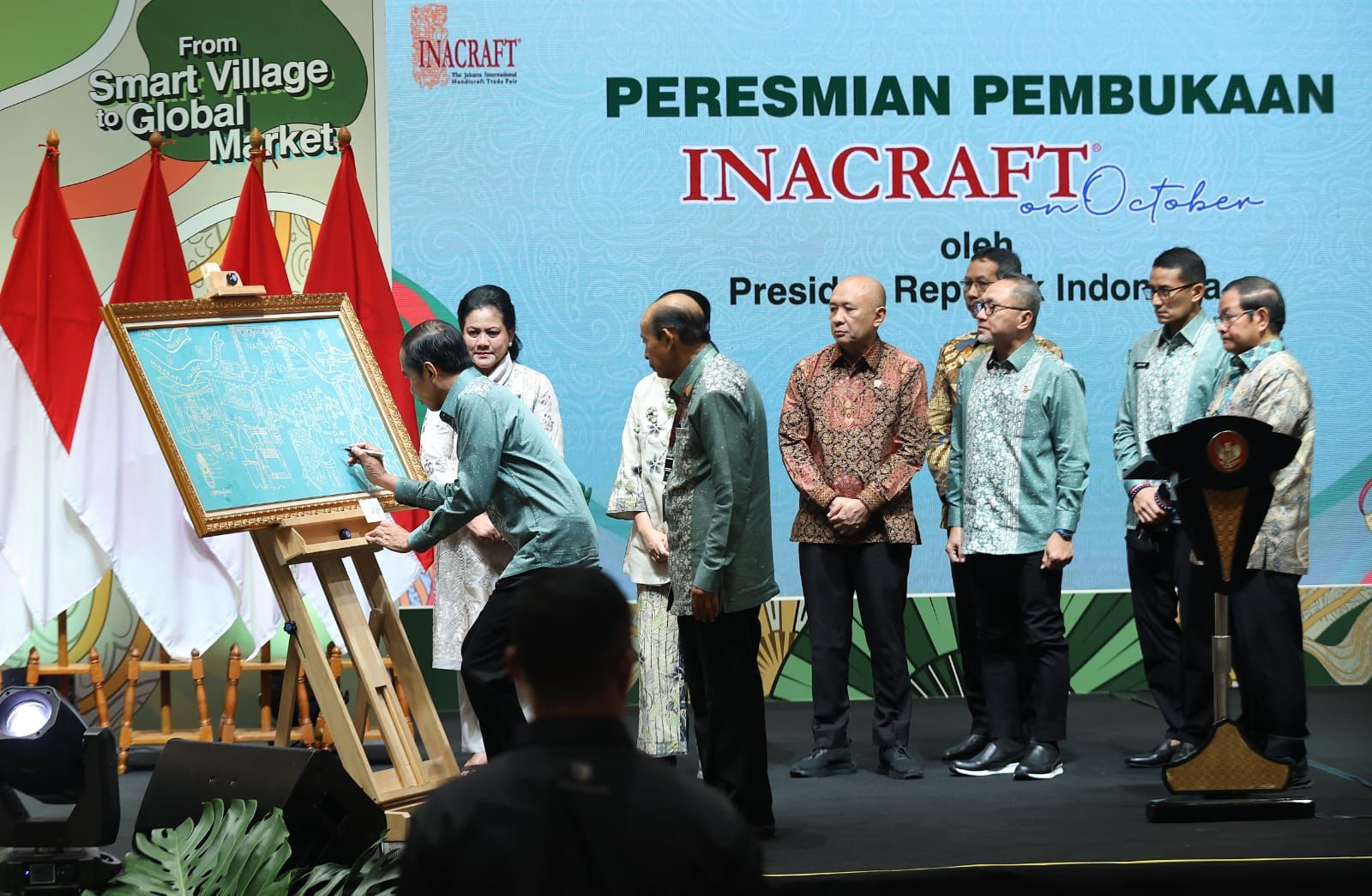 Presiden Jokowi Meresmikan Pembukaan INACRAFT 2023, di Jakarta Convention Center ( JCC ), Rabu ( 4/10).( Foto : Istimewa )