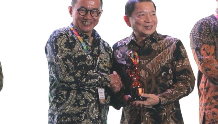 Melalui Program Electrifying Agriculture, PLN Jadi Satu-satunya BUMN yang Mendapat Indonesia’s SDGs Award 2023 dari Bappenas