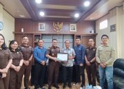 PLN Berikan Apresiasi Stakeholder kepada Kejari Sorong