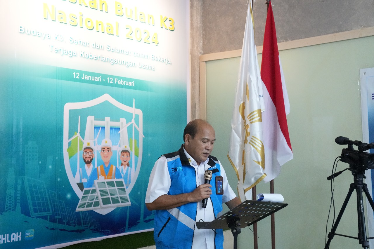 General Manager PLN UIP MPA, Wisnu Kuntjoro Adi saat menyampaikan sambutannya pada kegiatan peringatan bulan K3 tahun 2024 yang digelar PLN UIP MPA, pada Senin (29/1/2024).( Foto : Istimewa )