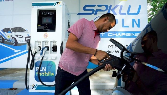 Lebih Dari 1.100  SPKLU Tersedia, PLN Siap Layani Mobilitas EV di Hari H Pemilu 2024