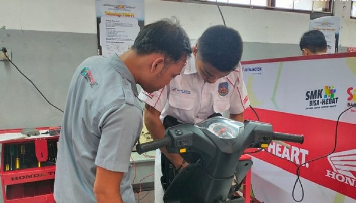SMKN 3 Teknologi & Rekayasa Jayapura Laksanakan Uji Kompetensi Keahlian (UKK) Bersama Astra Motor Papua