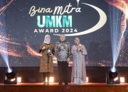Sukses Bawa Mitra Binaan ‘Rumah Sandal Geulis’ Go Internasional, Jasa Raharja Raih Predikat Gold dalam Ajang Bina Mitra UMKM Award 2024