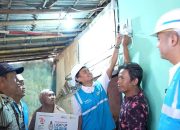 Rayakan HUT RI Ke-79, Donasi Pegawai PLN Nyalakan 7.357 Listrik Gratis bagi Keluarga Kurang Mampu