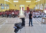 Astra Motor Papua Perkenalkan Motor Listrik EM1 pada Siswa TSM SMKN 3 Jayapura