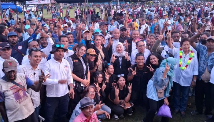 Seribuan Massa Hadiri Kampanye Terbuka Mari-Yo dan Yanni – Jemmi, Sarmi Bungkus Nomor 2