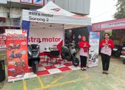 “Tendangan Berhadiah”, Showroom event menarik khas Astra Motor Sorong