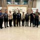 Pengurus dan Anggota PHRI Kota Jayapura foto bersama usai menggelar rapat di Hotel Horison Kotaraja, Selasa( 18/2).( Foto :Istimewa )