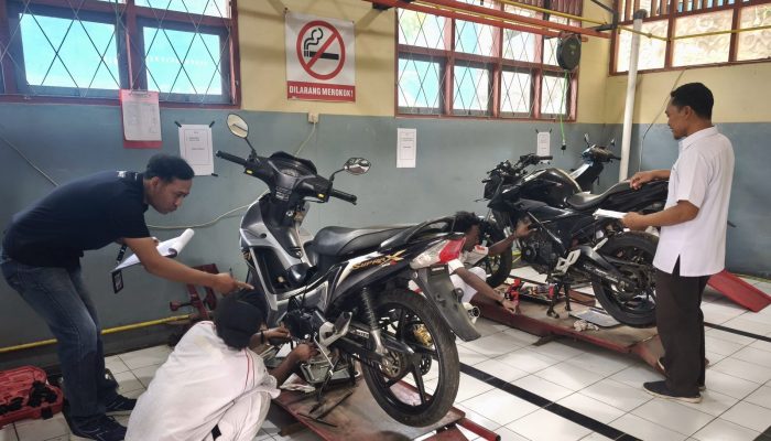 Astra Motor Papua Gelar UKK di SMKN 1 Sentani