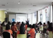 Ribuan Kartini Masa Kini Belajar Safety Riding dengan Berbagai Simulasi Berkendara