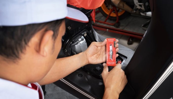 Pentingnya Perawatan Busi pada Sepeda Motor Honda