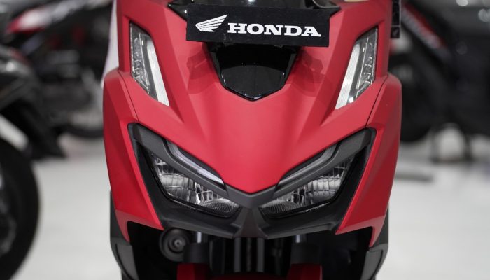 Pentingnya Menjaga Lampu Depan Motor Demi Keselamatan dan Kenyamanan Berkendara