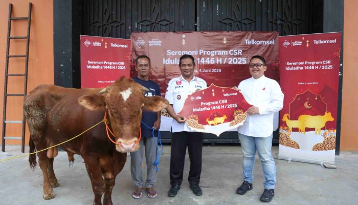 Telkomsel Bagikan Hewan Kurban ke Lebih 600 Titik Prioritas di Seluruh Indonesia