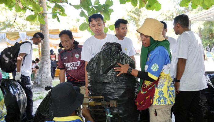 Hari Lingkungan Hidup Sedunia, PLN UIP MPA Berhasil Kumpulkan 1,8 Ton Sampah Lewat Program Employee Volunteering Zero Waste Warrior