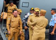 Terbang ke Biak, Gubernur Tabo Pererat Kerjasama Ekonomi