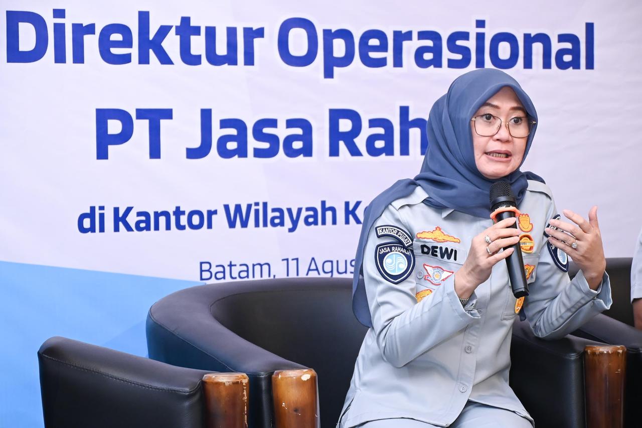 Plt. Direktur Utama Jasa Raharja Dewi Aryani Suzana. ( Foto : Istimewa )