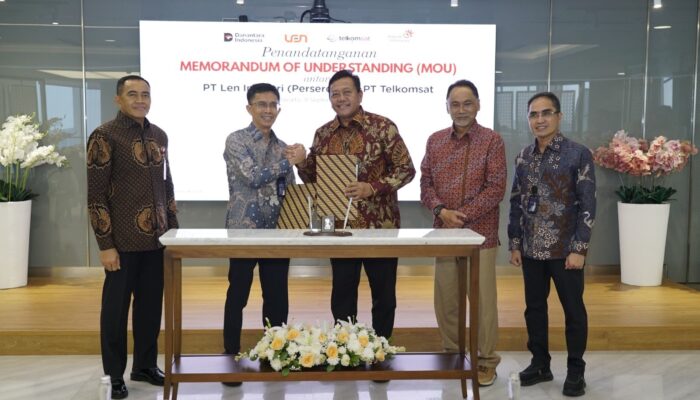 Telkomsat dan PT Len Industri (Persero) Tandatangani MoU untuk Perkuat Kolaborasi Pertahanan Berbasis Satelit