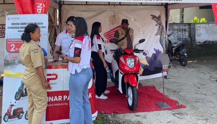 Lebih Dekat dengan Masyarakat, Honda Gelar Roadshow Spesial di Kantor Dukcapil Biak Numfor