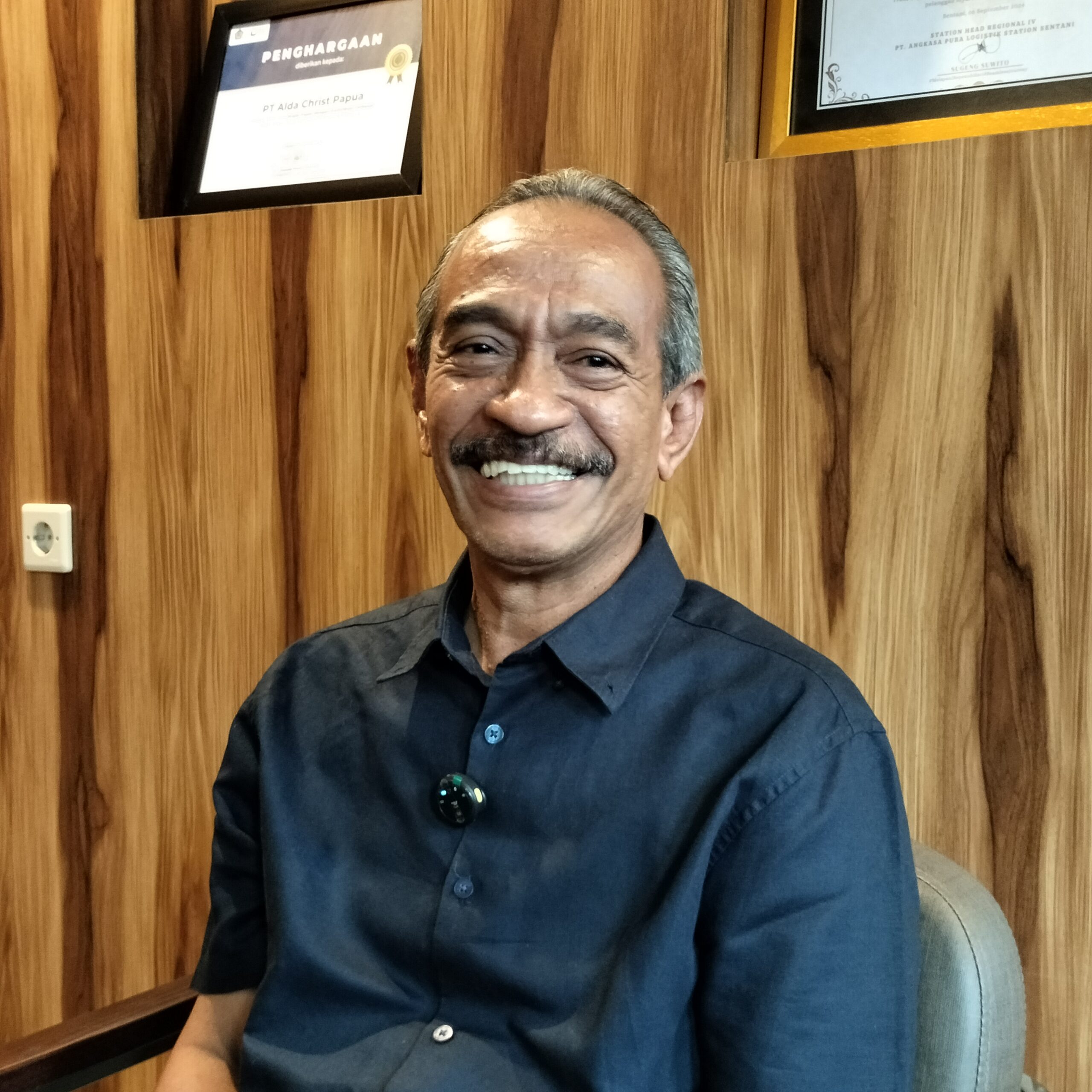 Ketua DPD VIII Hiswana Migas Papua Maluku, Ledrik Lekenila. ( Foto : Muhammad Kasim )
