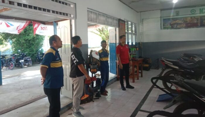 Astra Motor Papua Tinjau Kesiapan Standarisasi Laboratorium Teknik Sepeda Motor  SMK Negeri 1 Aimas
