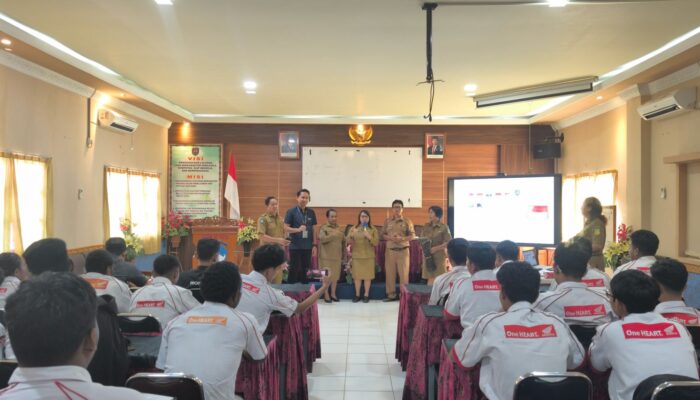 Astra Motor Papua Bekali Siswa SMKN 3 Jayapura Standar Industri Melalui Uji Kompetensi Keahlian DUDI
