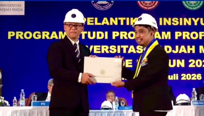 Ketua DPD SP PLN UIP Maluku dan Papua Resmi Sandang Gelar Insinyur UGM